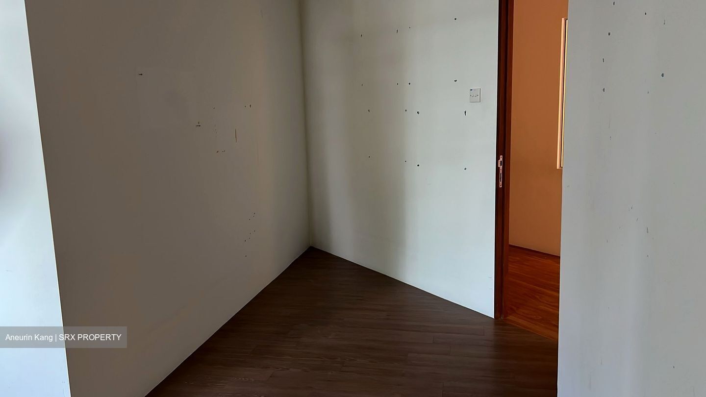 Valley Point (D10), Office #490638341
